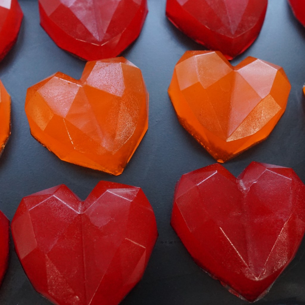 Valentines Gummy Hearts Make Craft Game