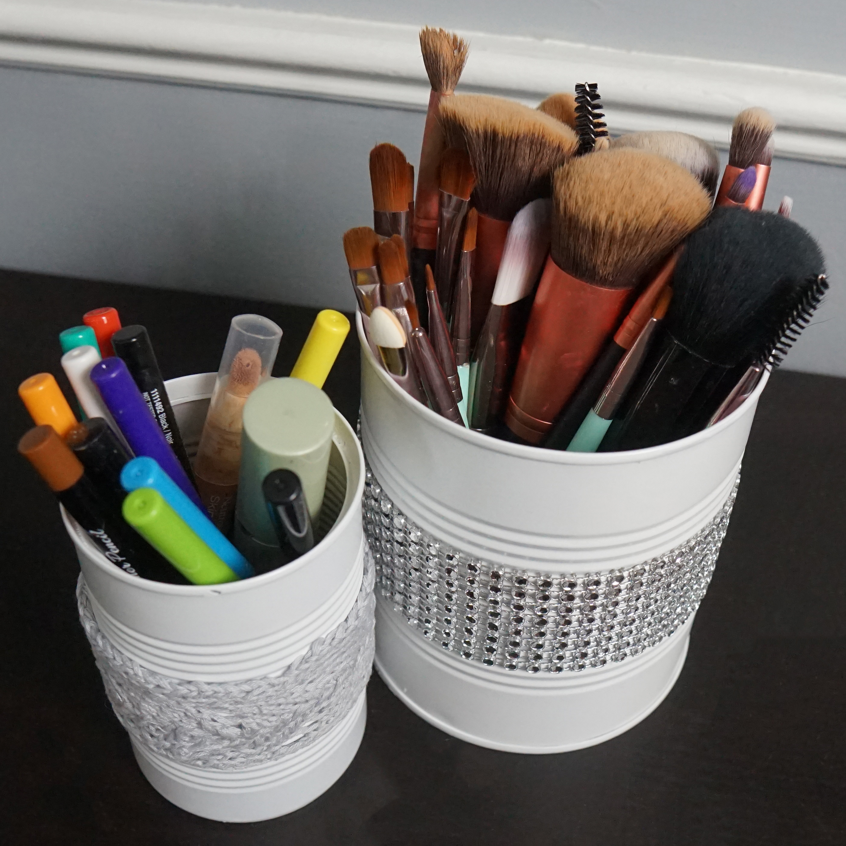 Upcycled Cans – Brush Holder